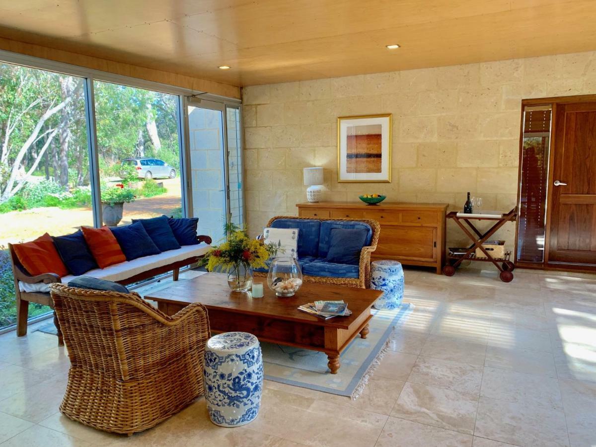 לינה וארוחת בוקר מרגרט ריבר Wilderness House מראה חיצוני תמונה